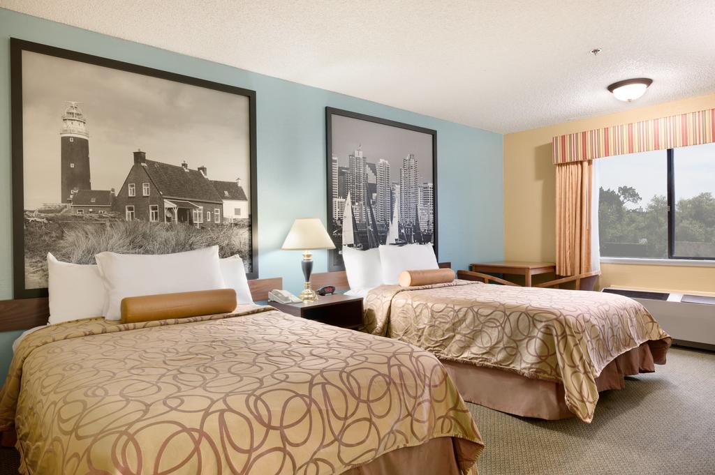 Super 8 By Wyndham Oceanside Marty'S Valley Inn Cameră foto
